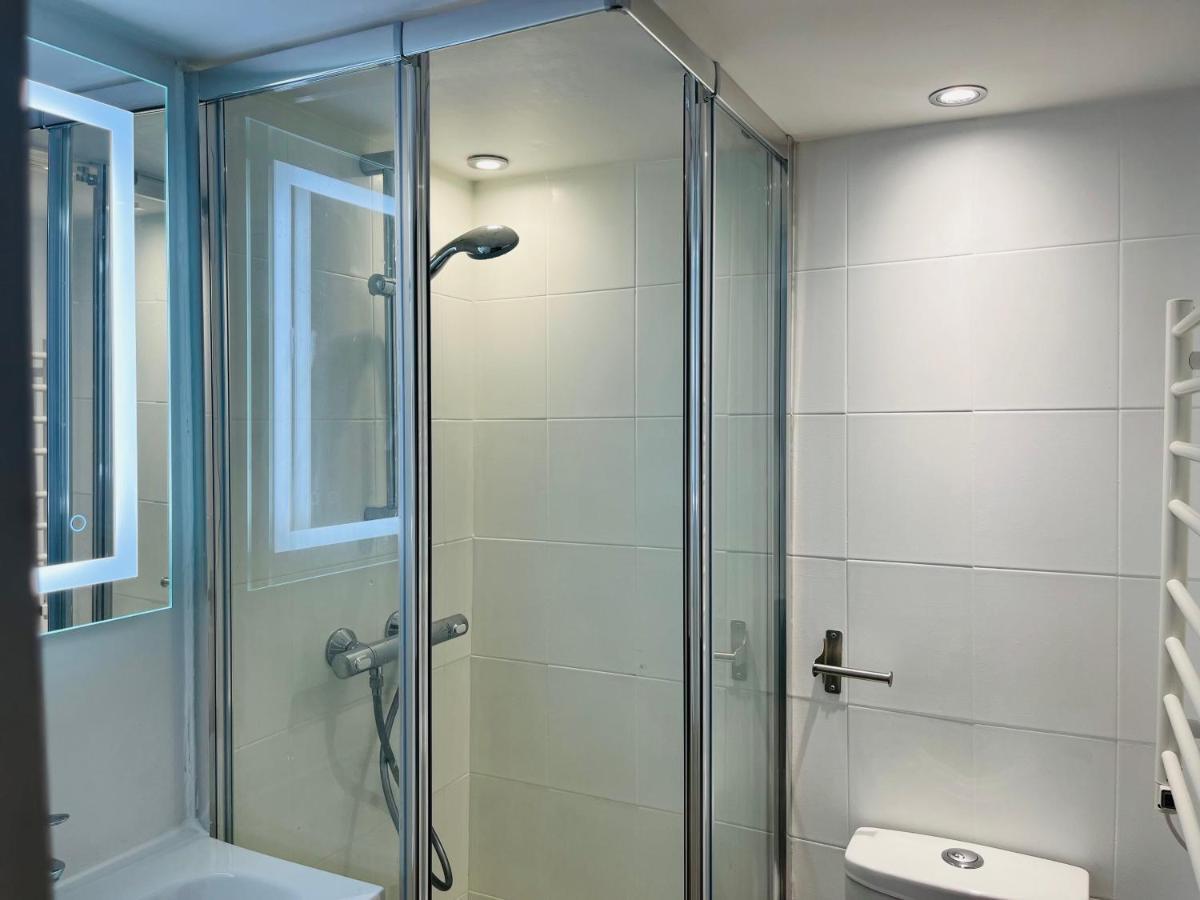 Suite Adamas Lyon Exterior foto